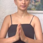 Gauri Pradhan Tejwani Instagram - Neck Shaper Excellent exercise for loose skin on the neck,illusion of a double chin and neck lines!!!do this at least 20 times covering the entire neck. #OorjaByGauri #neckexercise #faceyoga #pranayam #meditation #antenatalyoga #mentalhealthcounseling #holistichealth
