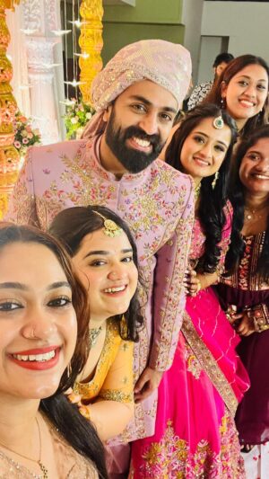 Gopika Anil Instagram - This one’s super cute and extra special. Here’s a sneak peek of our chechis and chettans engagement. It was a day full of love, happiness, and emotions ,one we’ll cherish forever. Cheers to countless more happy gatherings and precious moments. Loads of love to you both @gops_gopikaanil @padmasoorya ❤️❤️

#engagement #engagementreel #happyreel #lotoflove #reeloftheday #gopikagovindpadmasoorya #trendingcouple
