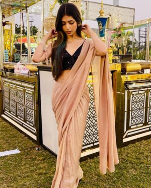 Gracy Goswami Instagram - No Rishtas Please!…
Wearing: @theoneminutesaree
.
.
.
.
.
.
.
.
.

#wedding #weddingseason #weddingoutfit #desigirlvibes  #trending #instagramposts #style #fashion #collaboration #collab #fashioninspo #norishats #shoots #hair #makeup #editing #outfitinspiration #pose #foreverphotoready #winterweddings #vibe #grace #graceitwithgracy #500ksoon  #taylorswift #loveyouguys #grattitude #patience #passion #hardwork