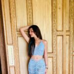 Gracy Goswami Instagram - Live life large sized! ♥️🤍🧿 . . . . . #bali #baliindonesia #vacation #vacaymode #vacayvibes #vacaymodeon #explorepage #jimbranbali #explore #travel #wanderlust #internationvacay #sunsets #instagramreel #style #fashion #outfitinspiration #Balivisits #sundays #happydays #vibe #grace #graceitwithgracy #500ksoon #baliisland #loveyouguys #ayanarockbar #sureeal #peaceandvibe #bestplace