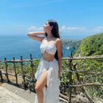 Gracy Goswami Instagram - Girls Just wanna have Sun 🌞💋 Wearing: @tomberamoureuxin 🤍 . . . . . . . . . #bali #baliindonesia #vacation #vacaymode #vacayvibes #vacaymodeon #nusapenida #nusapenidaisland #explore #travel #wanderlust #internationvacay #surreal #instagramposts #style #fashion #outfitinspiration #Balivisits #sundays #happydays #vibe #grace #graceitwithgracy #500ksoon #baliisland #loveyouguys #grattitude #patience #passion #hardwork Kelingking Beach Nusa Penida