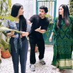Gungun Uprari Instagram - Mil gya 🤣🤣🤣 @gungunuprari @ruhanakhanna