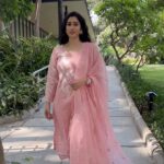 Gungun Uprari Instagram - Shalwar kameez 💕 . . . . . . . . . . . Dress @malahaindia Footwear @regalshoes.in #cottonsuits #cotton #fashion #suits #ethnicwear #indianwear #onlineshopping #punjabisuits #salwarsuits #salwarkameez #kurti #dressmaterial #designersuits #salwarsuit #cottonkurti #suit #kurtis #dressmaterials #dresses #indianfashion #saree #cottonsuit #embroidery #indiansuits #ethnic #india #gingunuprari #dress #dupatta #trending