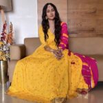 Gungun Uprari Instagram – A yellow dress and yelloads of happiness 🤩

Bright colour for bright day 

@rushmor_clothing 

And my flower jewellery 🌸 

#traditionalwear #ethnicwear #indianwear #fashion #traditional #shalwarkameez #onlineshopping #sareelove #ethnic #indianfashion #indianwedding #trending #instafashion #sarees #lehenga #kurti #partywear #indianoutfit #wedding #sareelovers #silksarees #instagood #style #india #instagram #handloom #fashionblogger #indianclothing #kurtis #festivewear