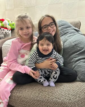 Hazel Keech Instagram - The greatest gifts are being together ❤️ Merry Christmas too all from Santa and the Elves