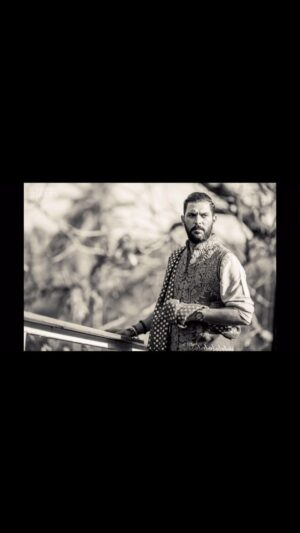 Hazel Keech Instagram - Gosh. I love you. Our kids love you. God bless this day, the day you were born. What a blessing it is to know you, to call you daddy/husband/friend/partner. You give so much to everyone, and I hope you feel all the love in the world that's out there for you, cos there's so much of it. I celebrate you today, and everyday. Happy Birthday You ❤️ you carry our hearts with you ❤️ 

Ps and as the song goes "we were just two young kids.... and to think, that all it took was just a feeling and a look" 

Pps the look on Auras face when you were burping her in the second from last picture is MINI YOU! ❤️