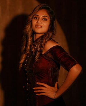 Indhuja Ravichandran Instagram - The time is always right to do what is right ❤️‍🔥💃🏻 
.
.
.
Wardrobe -  @rehanabasheerofficial ❤️
Hair - @rakmakeupartistry