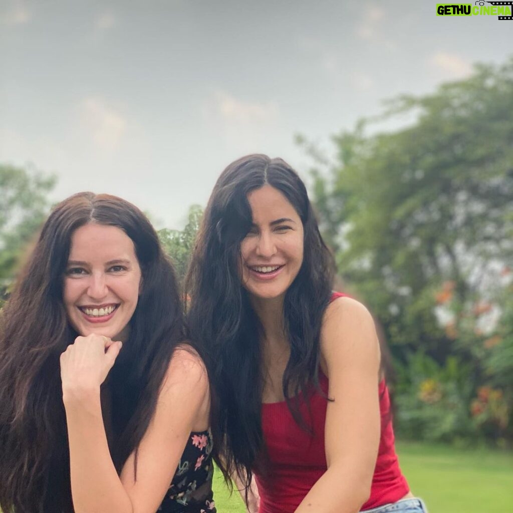 Isabelle Kaif Instagram - Wishing you joy and laughter for 2021 Happy New Year