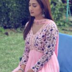 Isha Sharma Instagram - Suno Mein aa rahi hun 25 taareek ko🔜 • • • Pic courtesy @kaish_cinematics