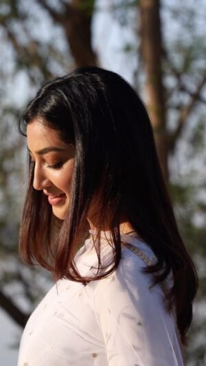 Isha Sharma Instagram - 🌸🌸