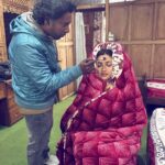 Isha Sharma Instagram - Now do my makeup @chandulalbenvanshi 😎 Ye Kashmir hai mere doston 🫰