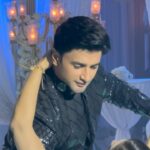 Isha Sharma Instagram - Pashminna ne paras se shaadi karne ke liye mana kar diya . Wahan dusri taraf Raghav Aisha ki shaadi fix ho gayi hai . Kya hoga Pashminna Raghav ki love story ka??? Stay tuned with us aaj ka episode dekhna at 10:30 pm only on Sony SAB❤️ 11:11 wish for us🫰 @nishantsinghm_official