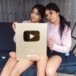 Ishveen Gulati Instagram – Blessed and Grateful!🙏🤍
ThankYou Soo Much Waheguru Ji And Famm! The 1 Million Play button on YouTube is something we’ve only dreamt of having! Never knew we would be holding it for our own channel! Because of you all our dream came true!#teamvleenam @amxn.sg @mummyvleenam @papavleenam 

@youtube @youtubeindia @youtubecreatorsindia