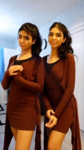 Ishveen Gulati Instagram - Jamal Jamaloo Girls🙈Glad to be a part of this song - Thankyouu all for the love!!❤️#teamvleenam #mirrotwins #twins #twin #jamaljamaloogirls