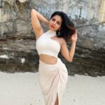 Iswarya Menon Instagram - Felt like a 🧜🏼‍♀️ out of the ocean 🌊 🫶🏼 . #vacayvibes🌴 #throwback #bye2023