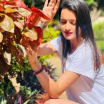 Jasmine Rath Instagram - Current mood: warm and sunny✨what about you??🤗 #jasminerath #picoftheday