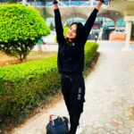 Jasmine Rath Instagram - Ishq Tera Mera 🫶 #jasminerath #actor #actorslife #traveller #traveldiary #hyderabad #allblack #youandme #loveislove #togetherforever #picoftheday #🖤