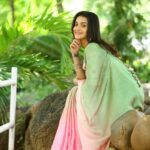 Jasmine Rath Instagram - Duniya hai diwani 💜 #jasminerath #mood #instagood #instagram #picoftheday #instadaily