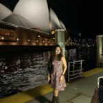 Jasnya Jayadeesh Instagram - @operahouseto Sydney ❤️ Australia 🇦🇺 . @neethu_jayan2 @devanandha.malikappuram @sreyajayadeepofficial____ @sharon_shelz Opera House, Sydney Australia