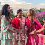 Jazz Sodhi Instagram - A Diwali celebrated with Family is always a Happy 🪔Diwali 🪔❤️❤️❤️❤️❤️❤️❤️❤️😘 Indore, India