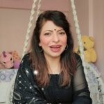 Jennifer Mistry Bansiwal Instagram - Tarot card reading, a beautiful insight into the unknown events... Contact Indermeet Kaur aka Sooniaa @Thetarotway_official for tarot card reading. Dm or what's app on 9717365416 for guidance. Outfit @the_style_hub14 Jewelry - LekisshaJMB Ps... It's not a paid collaboration #tarot #tarotcardreading #jennifermistrybansiwal #jmb Hiranandani Garden Powai