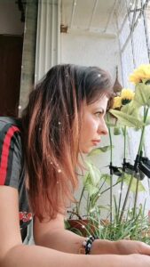 Jennifer Mistry Bansiwal Instagram - Where attention goes, energy flows...#jennifermistrybansiwal #jmb #youtubeshorts #youtubeshorts Hiranandani Garden Powai