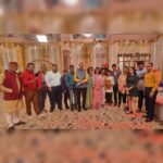 Jennifer Mistry Bansiwal Instagram - This date last year... when my brother Adil @mistry_adil and his family were part of Tmkoc for Navroze Special episode...( the celebration that is shown in the serial after 14 years)... Didn't get a chance to post these pics as my younger brother Malcolm @ronald_mistry was hospitalized and later in passed away in 21 days... you cannot plan life... ... Never imagined life changes in such a short span, Malcolm leaving us forever, me not in serial any more, so called friends and society vanishing from my life , above all this case, not forgetting no one to support except family and few real friends... The more stuff happened the more I became stronger... As I always say, I never plan my life, God has always... God always gave me the best, so going with the flow... the best may come Dadasaheb Phalke Chitranagari FILMCITY Goregaon East Mumbai
