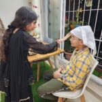 Jennifer Mistry Bansiwal Instagram - UNIMAGINABLE RAKSHABANDHAN... Never in my life thought that one day on Rakhi, my younger brother Malcolm @ronald_mistry won't be there( he passed away a year back)... My first Rakhi without him, feel so empty... Kabhi socha nahi tha hum 4 se 3 ho jaenge, usme bhi sister Dimple in home town... Luckily Adil @mistry_adil is there for me whenever I need... lots of love and blessings to both my brothers, I know Maloo you must be smiling at me from heaven... Wish you were here... Miss you badly... Happy RAKSHABANDHAN #rakshabandhan #happyrakshabandhan Hiranandani Garden Powai
