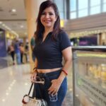 Jennifer Mistry Bansiwal Instagram - Just US...Mumma daughter shopping, eating, chatting time together ... Enjoyed some beautiful moments with Lekissha🥰 #jennifermistrybansiwal #jmb #jenissha #Lekissha #lekisshamistrybansiwal #momdaughter RCity