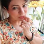 Jennifer Mistry Bansiwal Instagram - STATUS KA ASAR #jennifermistrybansiwal #jmb #jmbreels #reels Hiranandani Garden Powai