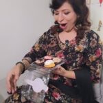 Jennifer Mistry Bansiwal Instagram - Birthday surprises... thank you so much ... Thank you @banicollection1313 for beautiful dress and jutis Thank you @dainikbhaskar_ for tasty cup cakes Muah @makeup_by_bhavikajain Jewellery - LekisshaJMB #jennifermistrybansiwal #jmb #jmbreels #birthday #happybirthday Hiranandani Garden Powai
