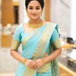 Kaavya Arivumani Instagram - Suggest me a caption?💛 @sathyaphotography3 @vummidibangaru @jeevya_makeoverartistry @d_blossoms_saree @keziah_costume_stylist #kaavya#kaavyaarivumani #instagood #insta