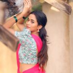 Kaavya Arivumani Instagram - Namba oorponnu as always❤️ 📸@haran_official_ 👗@rathidesign #nilanilave #kaavya#kaavyaarivumani #cinema