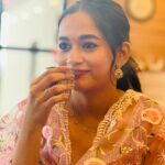 Kaavya Arivumani Instagram - Out here leavinnn! ✨ Swipe left to see the randoms!!📸 Salwar suit from @sarees_wholesale_collection #kaavya#kaavyaarivumani