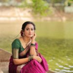 Kaavya Arivumani Instagram - 🪷 @sarina.theboutique @jeevya_makeoverartistry @dhanush__photography @arudpa Team❤️ #kaavya#kaavyaarivumani