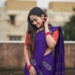 Kaavya Arivumani Instagram - Saree and me makes best pair🌸🥹❤️ @mahaasarees @sathyaphotography3 #kaavya#kaavyaarivumani