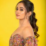 Kaavya Arivumani Instagram - Baby girl almighty🌸💓 . . 📸@dhanush__photography @vybn_studio Muah:@kalaiartistry 👗@shri_she . #kaavya#kaavyaarivumani