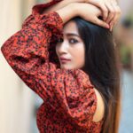 Kaavya Arivumani Instagram - Floral forever🥀🎴 @sathyaphotography3 #kaavya#kaavyaarivumani