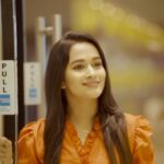 Kaavya Arivumani Instagram - Just checked out the absolutely beautiful new arrivals and unique designs at @caratlane! The feeling was unmatched! ✨ Use code “DCxCL” and get 10% off on ALL diamond jewellery @CaratLane! #Ad #CaratLane #KhulKeKaroExpress #MyCaratLaneStory #giftacaratlane . .. . #kaavya#kaavyaarivumani @pariaarclicks @ge_ranjith