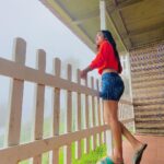 Kaavya Arivumani Instagram - Flying high ✨ #kaavya#kaavyaarivumani Ooty