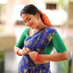 Kaavya Arivumani Instagram - ஏம்மா கனகா .,ஒ௫ போட்டா எடுக்கல்லாமா?🌺 @dhanush__photography #kaavya#kaavyaarivumani
