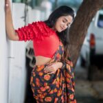 Kaavya Arivumani Instagram - இளங்காத்து வீசுதே🌺 @sathyaphotography3