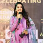 Kaavya Arivumani Instagram - “Star icon of the year 2022”✨ Some much needed motivation ! ✨ Thanks for the recognition,Thankyou for the love and support ! azubha_official @showreelmagazine Thanks for the good pictures ! @professional_madrasi @raghul_raghupathy Beautiful outfit from ., @fiorebymalar_ Styled by @keziah_costume_stylist Thankyou so much ., my dear., Instafam,family,friends ,and my lovely fans!❤️🫶🏻 #gratitude #kaavya#kaavyaarivumani