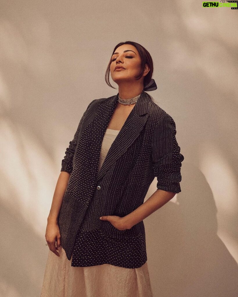 Kajal Aggarwal Instagram - Living in a vintage dream 💭