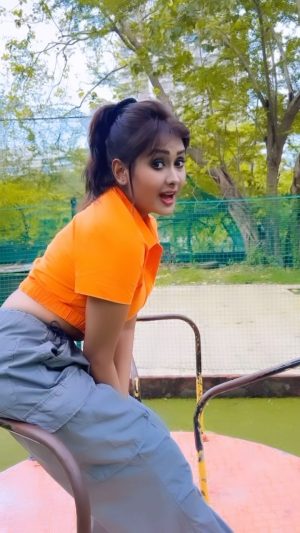 Kanchi Singh Instagram - IDK 🤭
.
.
📸 @shadank_photography
#instagood #instareels #reelitfeelit #reelsindia #reelkarofeelkaro