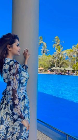 Kanchi Singh Instagram - Guess who? 🫧😜
.
.
#reelsinstagram #reelkarofeelkaro #reelsinstagram #reelsvideo #reelitfeelit