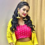 Kanchi Singh Instagram - Radiating happiness, spreading smile😌