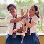 Kanikka Kapur Instagram - Dhruv and Chhaya throwing around sass like confetti 🎉 📸 @shree_nj #immature @primevideoin @theviralfever @arunabhkumar @bhaatu @ishaniyat @vaibhav.bundhoo @anandeshwardwivedi #webseries #school #amazonprime
