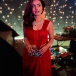 Karishma Sawant Instagram - About last night #starparivaarawards2023 MU - @garg_kinjal Clutch - @oceana_clutches Styled by @littlepuffsofhappiness @styleitwithraavi Outfit by - @purvisethiacouture Jewellry by - @miranabymegha × @affiliates_pr Jewellery Coordinator : @yourstylistforever Hair - @mohd_zulafkar_hairstylist Managed by @dour.mie