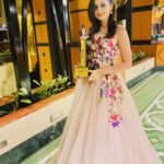 Karishma Sawant Instagram - I couldn't wait any longer from sharing my first ever award with you all ❤️ ( Best Fresh Face Debut 2021 #yrkkh ) @dpiff_official Thankyou #yrkkh #thuthuthu @rajan.shahi.543 @gdimri @romeshkalra @rishimandial @pranalirathodofficial @harshad_chopda @starplus @directorskutproduction @mysticacts - - #aarohi #aaru #yrkkh #karishmasawant